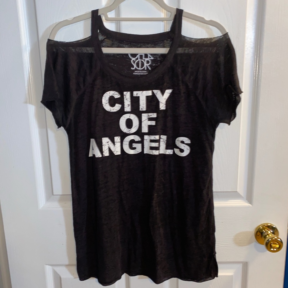 chaser cold shoulder tee